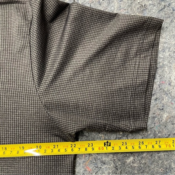 Travis Mathew Shirt Size Large - Picture 7 of 9